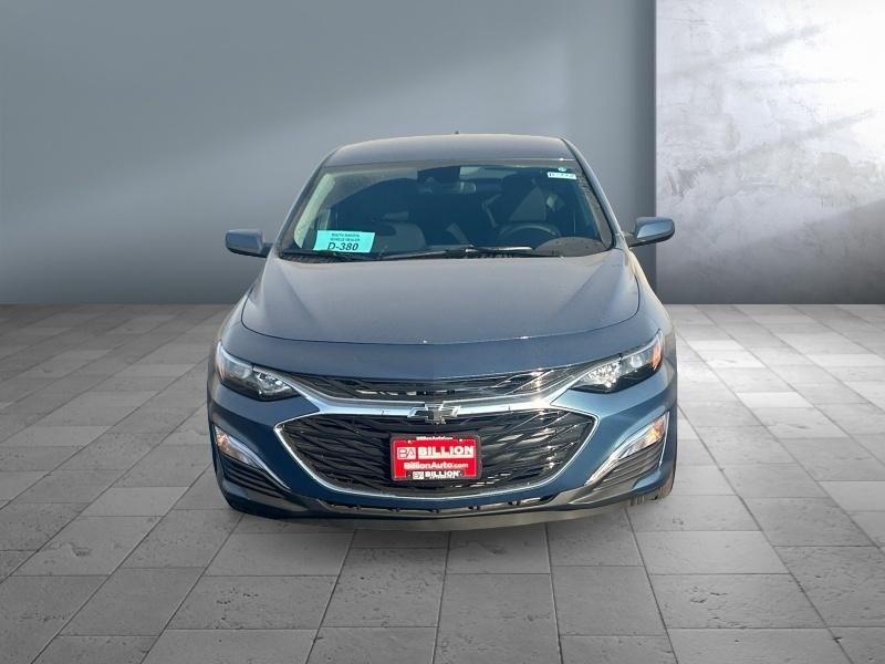 new 2025 Chevrolet Malibu car, priced at $28,144