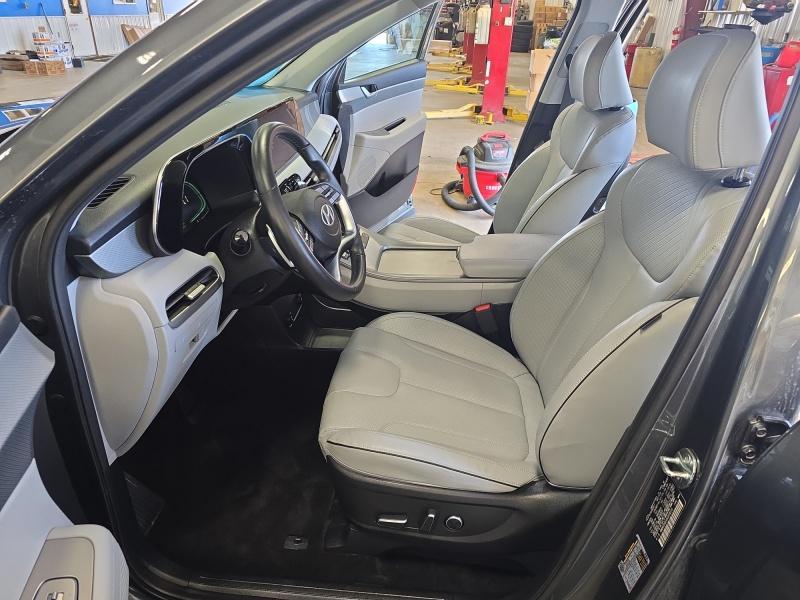 used 2025 Hyundai Palisade car, priced at $41,990