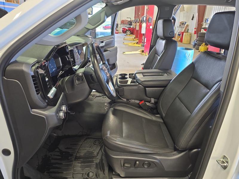 used 2023 GMC Sierra 1500 car, priced at $43,990