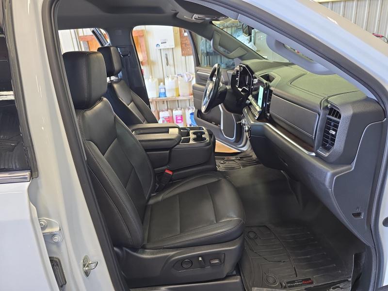 used 2023 GMC Sierra 1500 car, priced at $43,990