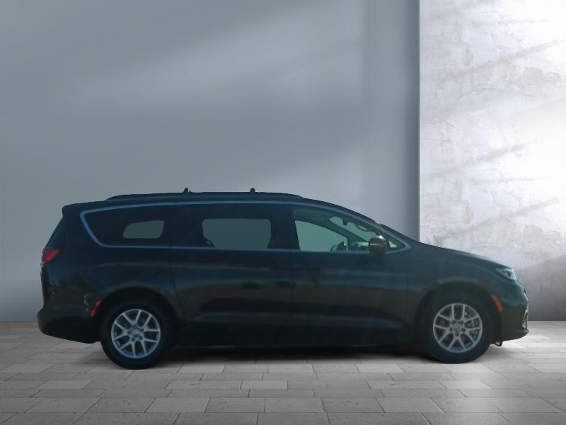 used 2022 Chrysler Pacifica car, priced at $26,990