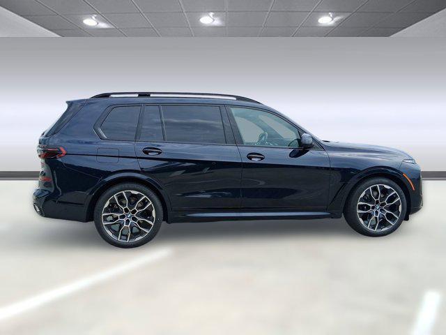 new 2026 BMW X7 car, priced at $101,385