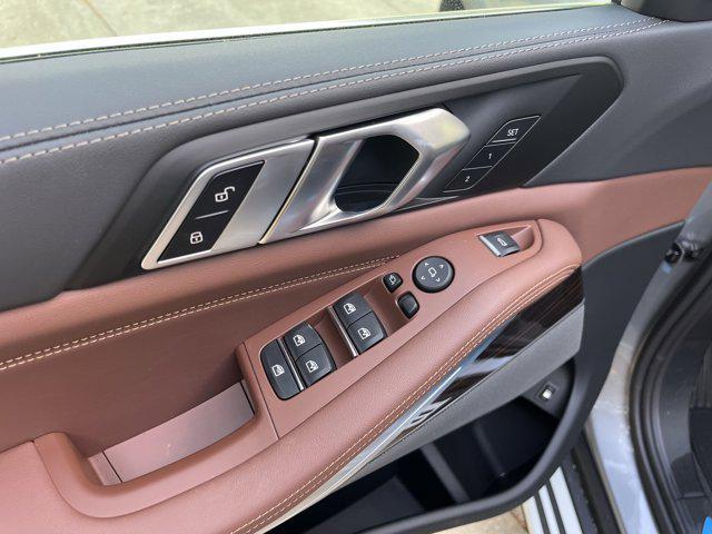 new 2025 BMW X5 PHEV car, priced at $80,410