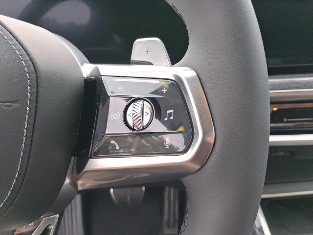new 2025 BMW 760 car, priced at $134,335