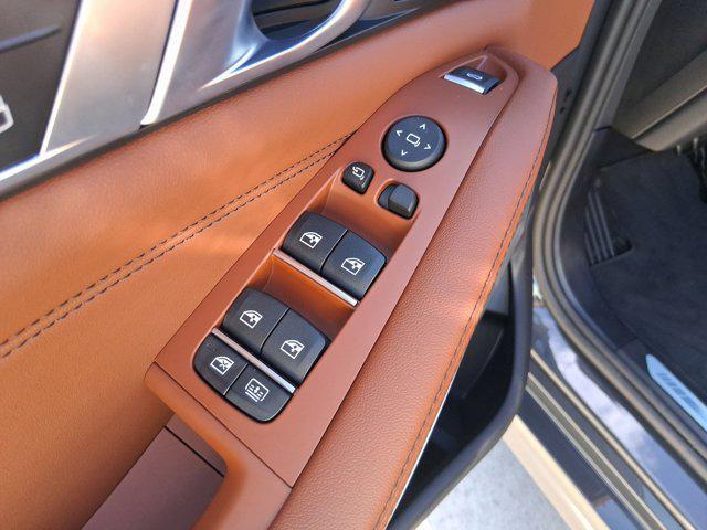 new 2026 BMW X7 car, priced at $106,075