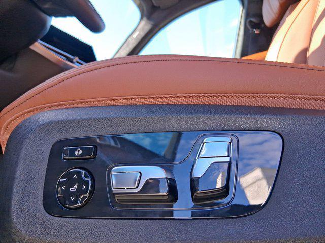 new 2026 BMW X7 car, priced at $106,075