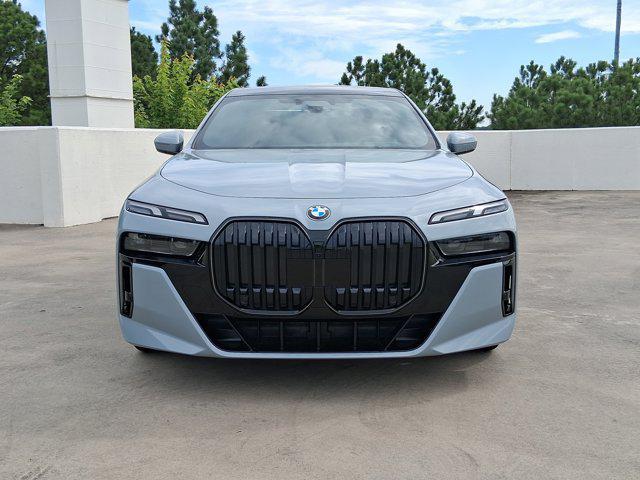 new 2025 BMW 760 car, priced at $134,485