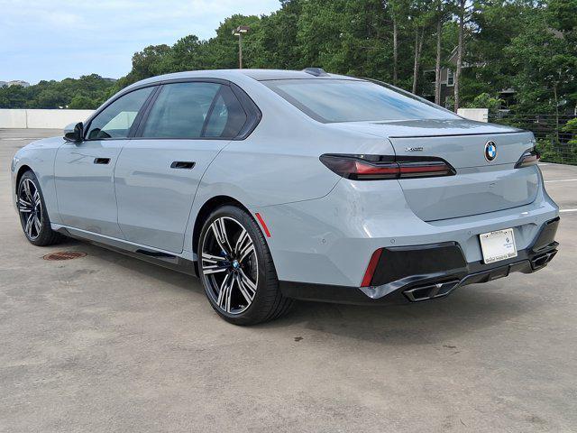 new 2025 BMW 760 car, priced at $134,485