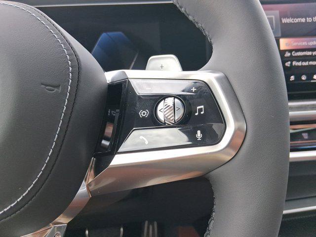 new 2025 BMW 760 car, priced at $134,485
