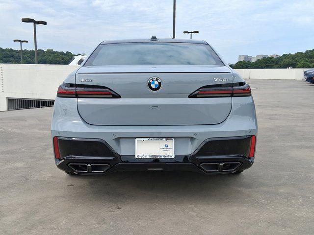 new 2025 BMW 760 car, priced at $134,485