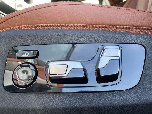 new 2026 BMW X7 car, priced at $127,825