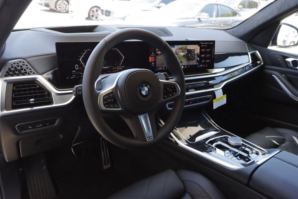 new 2025 BMW X7 car, priced at $91,125
