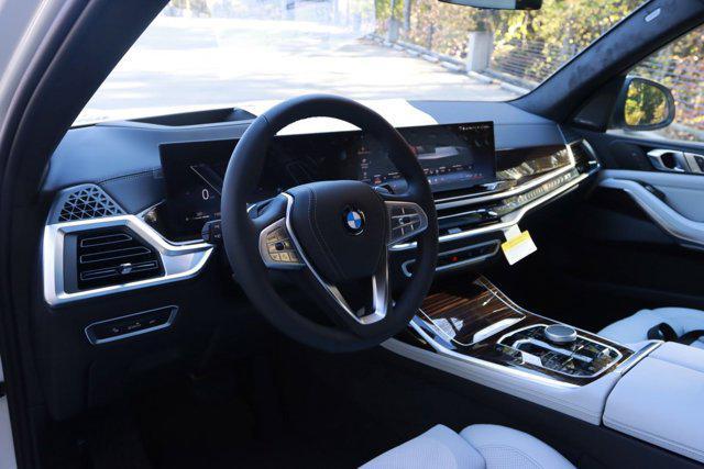 new 2025 BMW X7 car, priced at $91,325