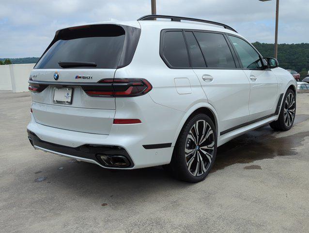 new 2026 BMW X7 car, priced at $125,675