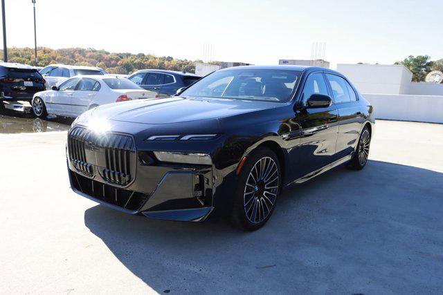 new 2025 BMW 760 car, priced at $132,925