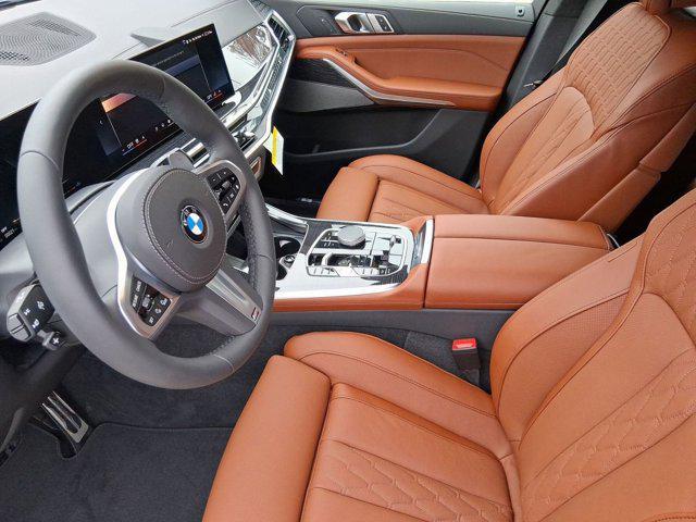 new 2026 BMW X7 car, priced at $100,185