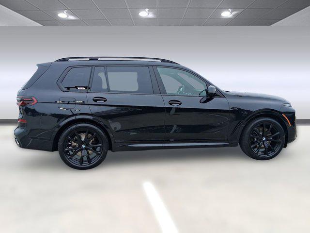 new 2026 BMW X7 car, priced at $100,185