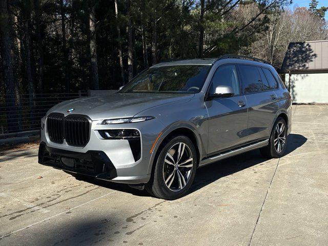 new 2025 BMW X7 car, priced at $100,025