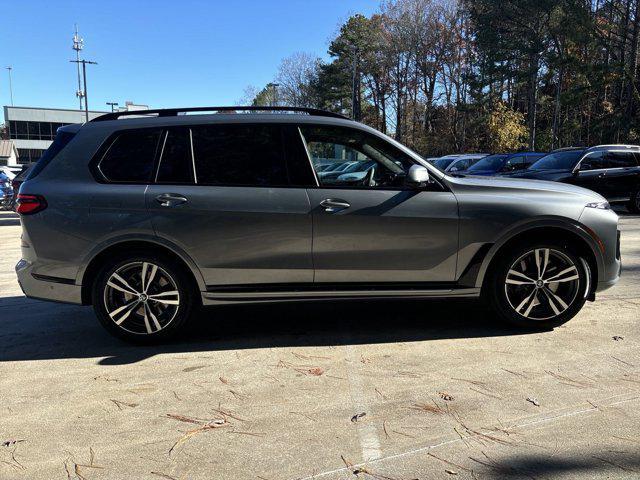 new 2025 BMW X7 car, priced at $100,025