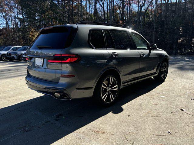 new 2025 BMW X7 car, priced at $100,025