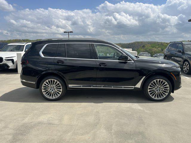 new 2025 BMW X7 car, priced at $91,410