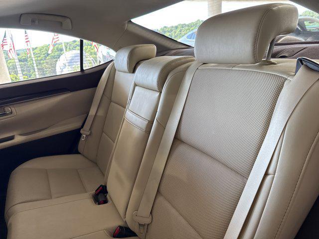 used 2016 Lexus ES 350 car, priced at $21,097