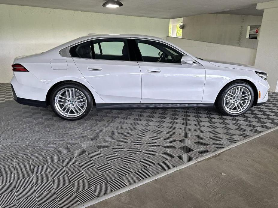 new 2024 BMW 540 car, priced at $71,975