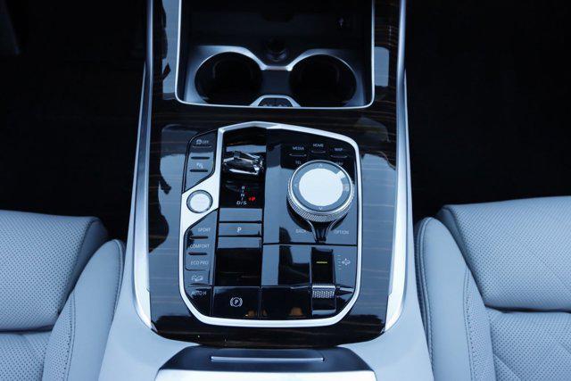 used 2025 BMW X7 car, priced at $93,280