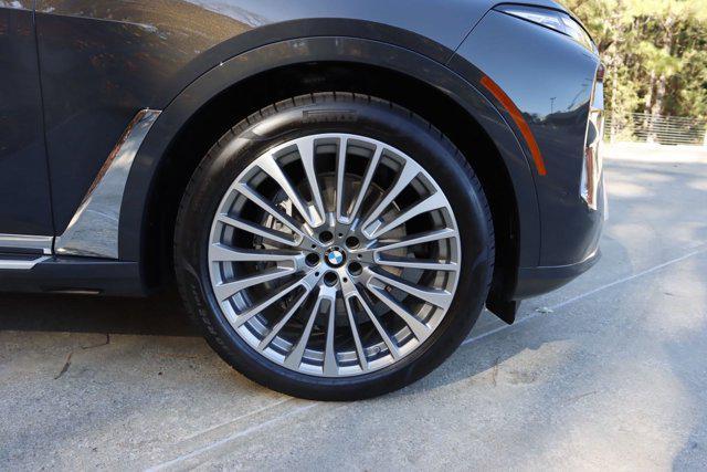 used 2025 BMW X7 car, priced at $93,280