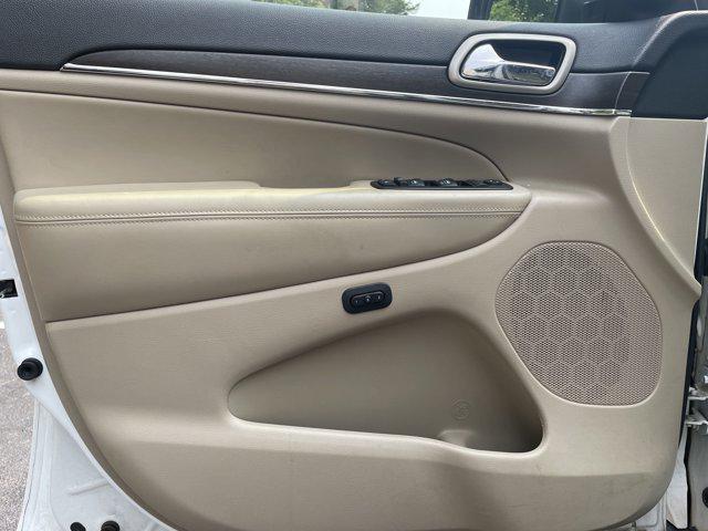 used 2015 Jeep Grand Cherokee car, priced at $14,997