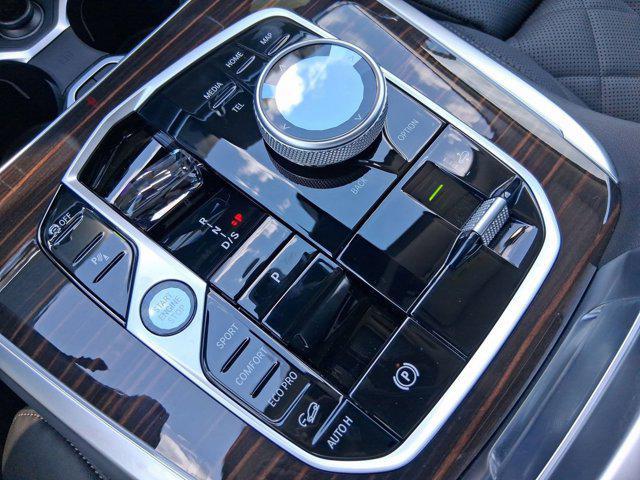 used 2026 BMW X7 car, priced at $92,319