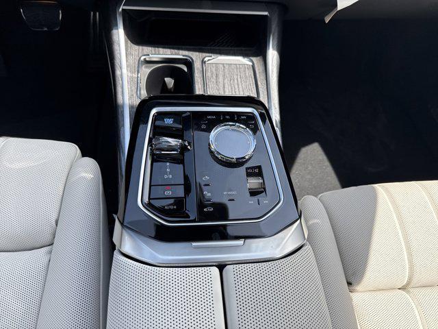 new 2025 BMW i7 car, priced at $132,205