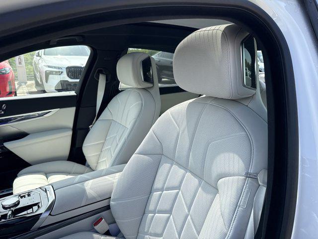 new 2025 BMW i7 car, priced at $132,205