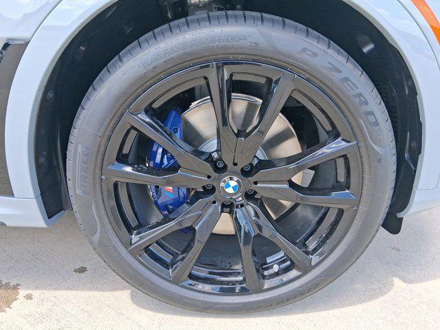 new 2026 BMW X7 car, priced at $124,125