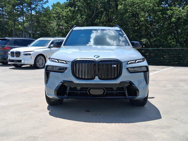 new 2026 BMW X7 car, priced at $124,125