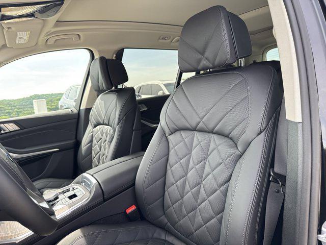 new 2026 BMW X7 car, priced at $91,925
