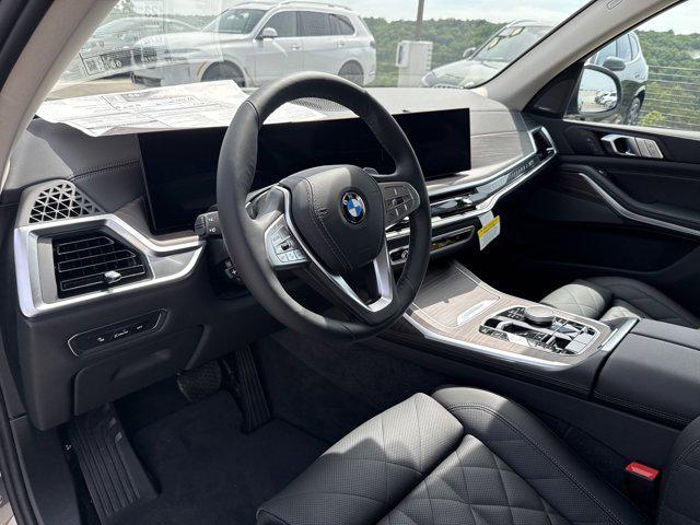 new 2026 BMW X7 car, priced at $91,925
