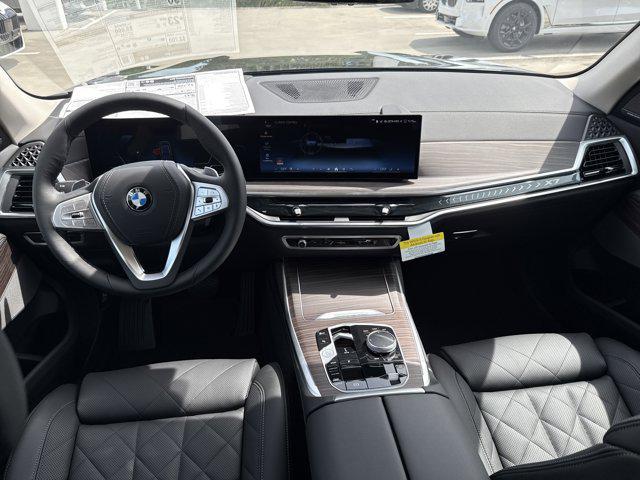 new 2026 BMW X7 car, priced at $91,925
