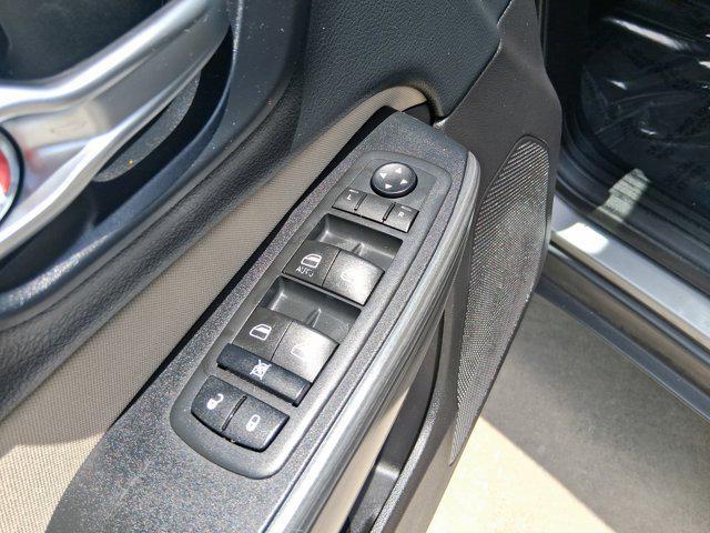 used 2015 Jeep Cherokee car, priced at $10,597