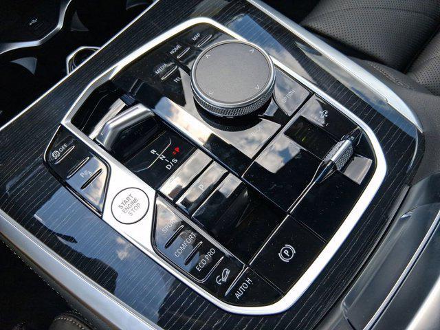 new 2026 BMW X7 car, priced at $97,435