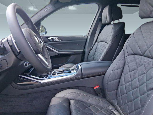new 2026 BMW X7 car, priced at $97,435