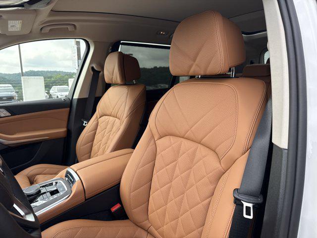 new 2026 BMW X7 car, priced at $91,925