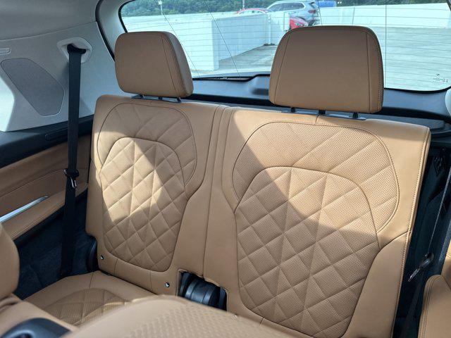 new 2026 BMW X7 car, priced at $91,925