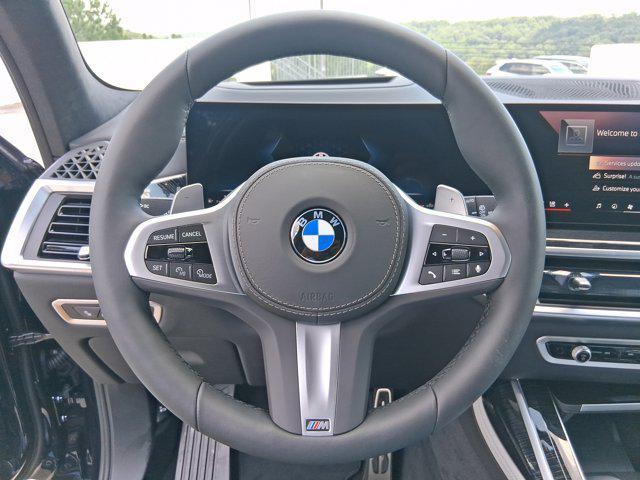 new 2026 BMW X7 car, priced at $93,975