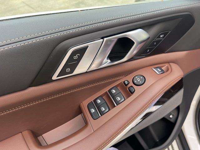 new 2025 BMW X5 PHEV car, priced at $81,760