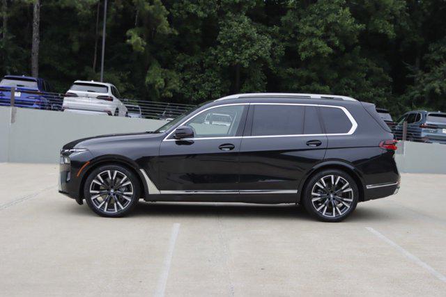 new 2025 BMW X7 car, priced at $90,145