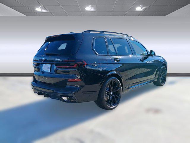 new 2026 BMW X7 car, priced at $105,685
