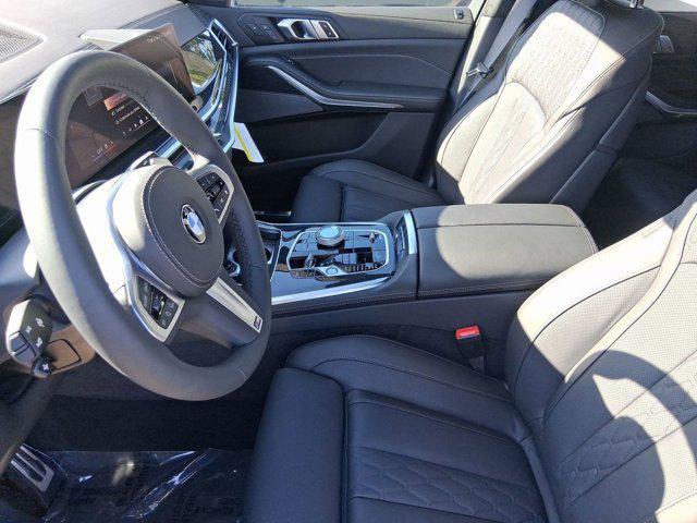 new 2026 BMW X7 car, priced at $105,685