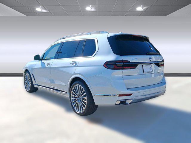 new 2026 BMW X7 car, priced at $95,625