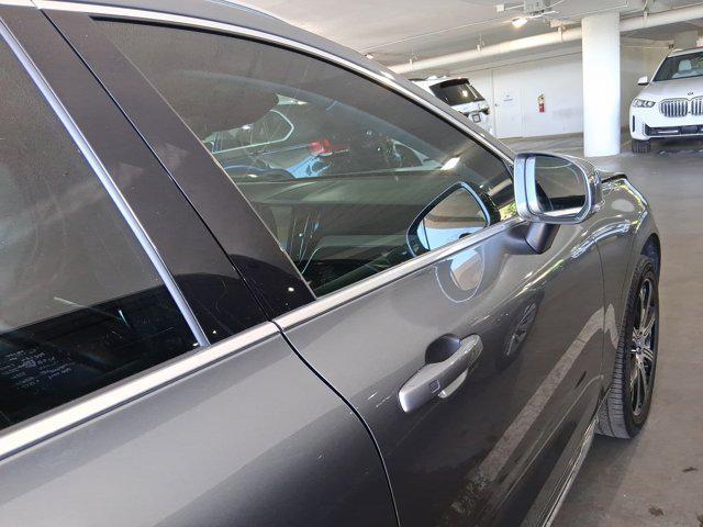 used 2021 Volvo XC60 Recharge Plug-In Hybrid car, priced at $31,097